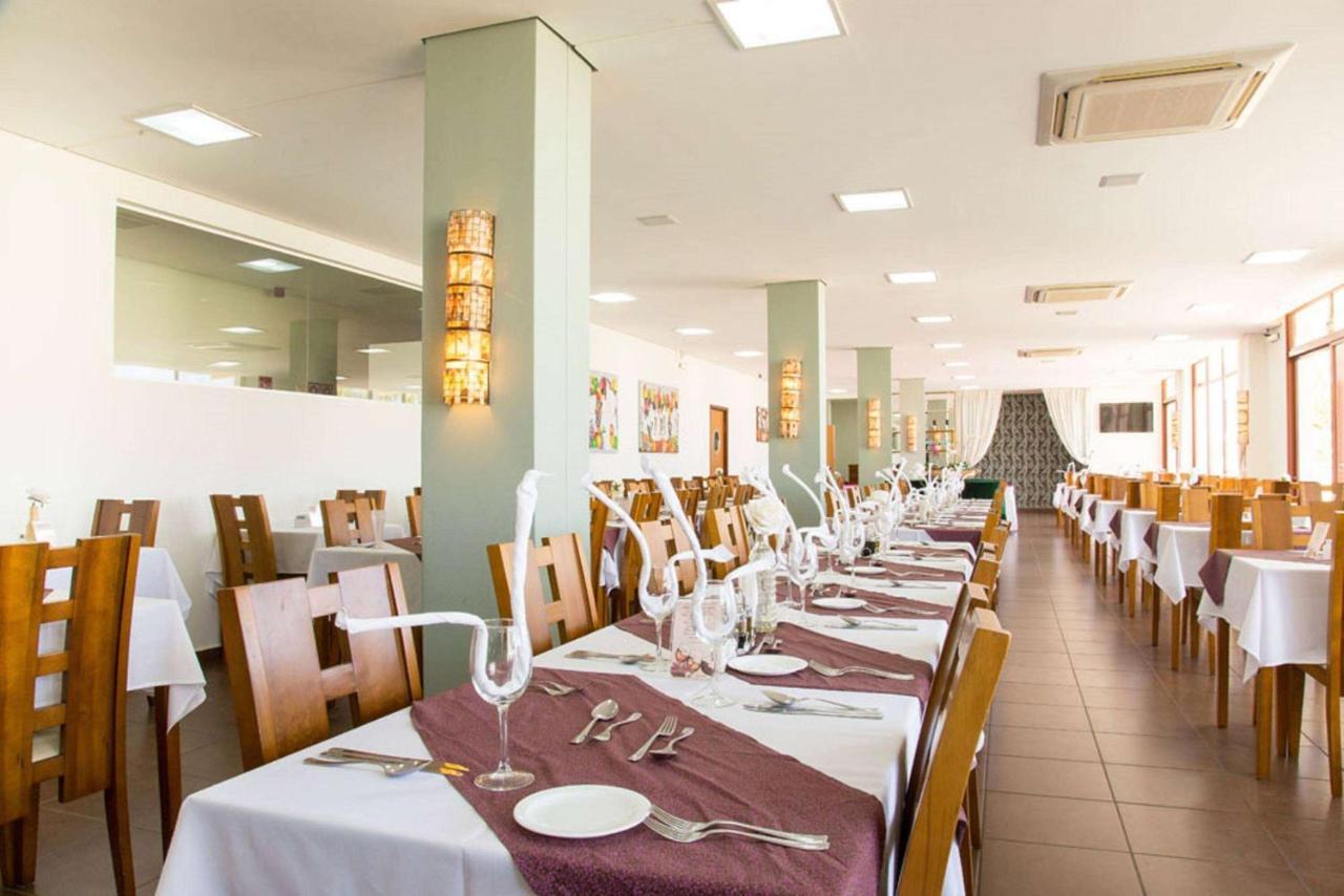 פורמיגה Ramada By Wyndham Furnaspark מראה חיצוני תמונה