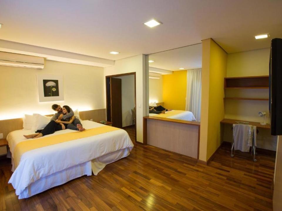 פורמיגה Ramada By Wyndham Furnaspark מראה חיצוני תמונה