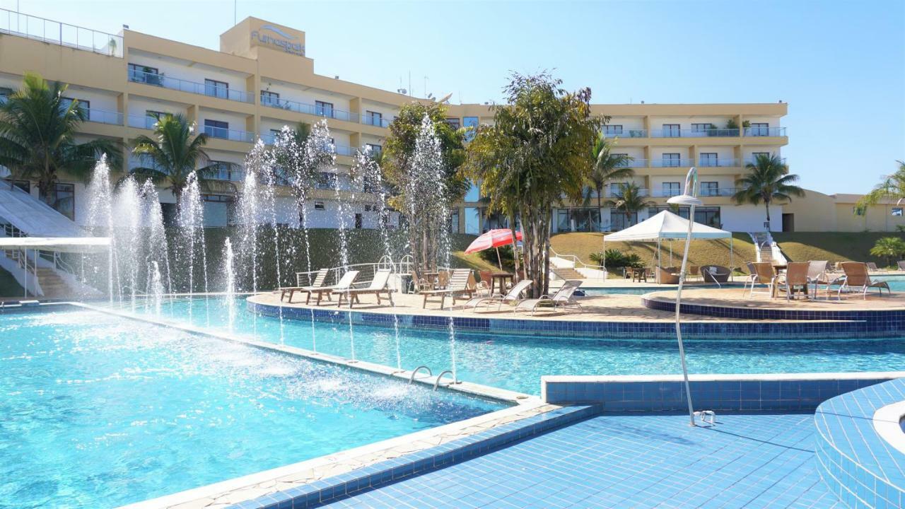 פורמיגה Ramada By Wyndham Furnaspark מראה חיצוני תמונה